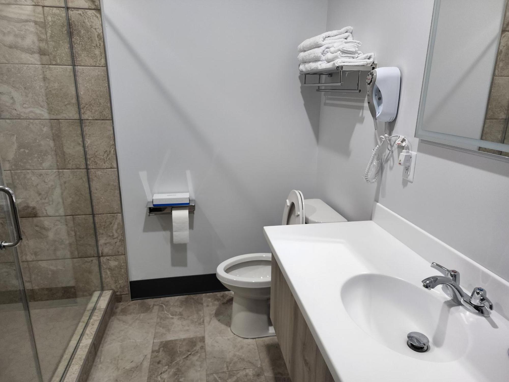 Razoolies Inn Stephenville Phòng bức ảnh
